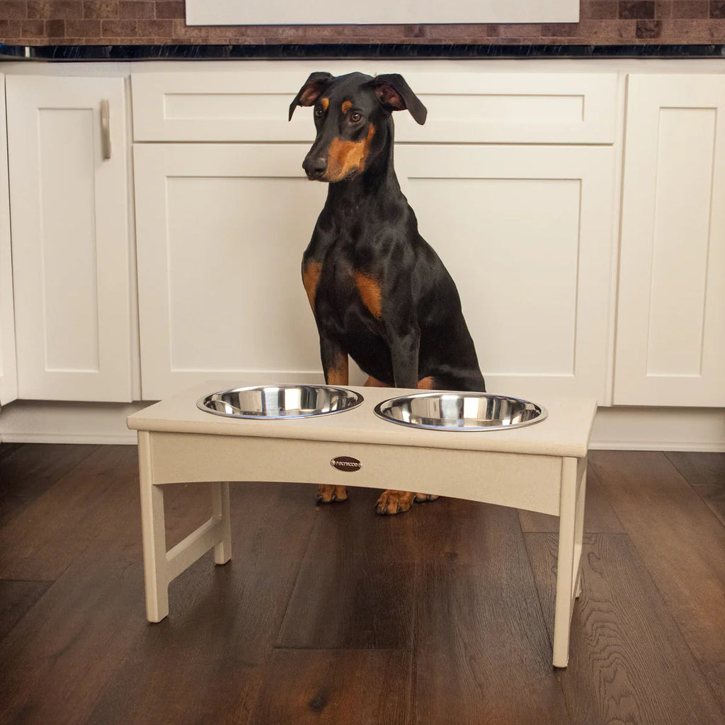Poly Pet Feeder